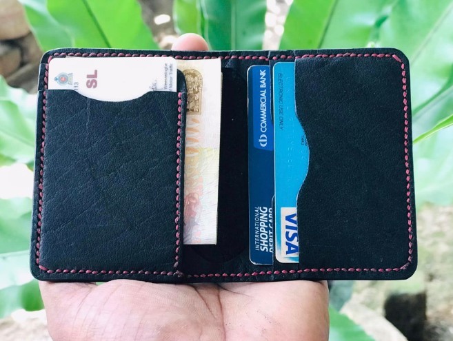 SwiftGrab Bifold Wallet