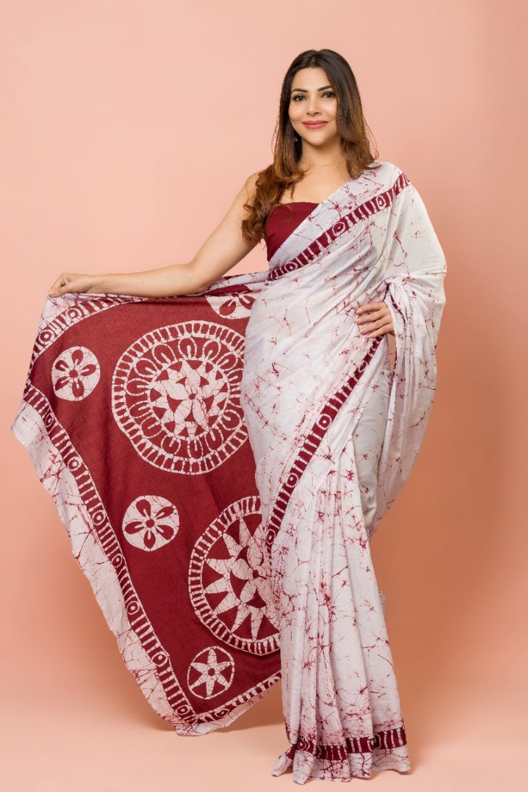 WHITE AND MAROON COLORED HANDCRAFTED BATIK SAREE B2505