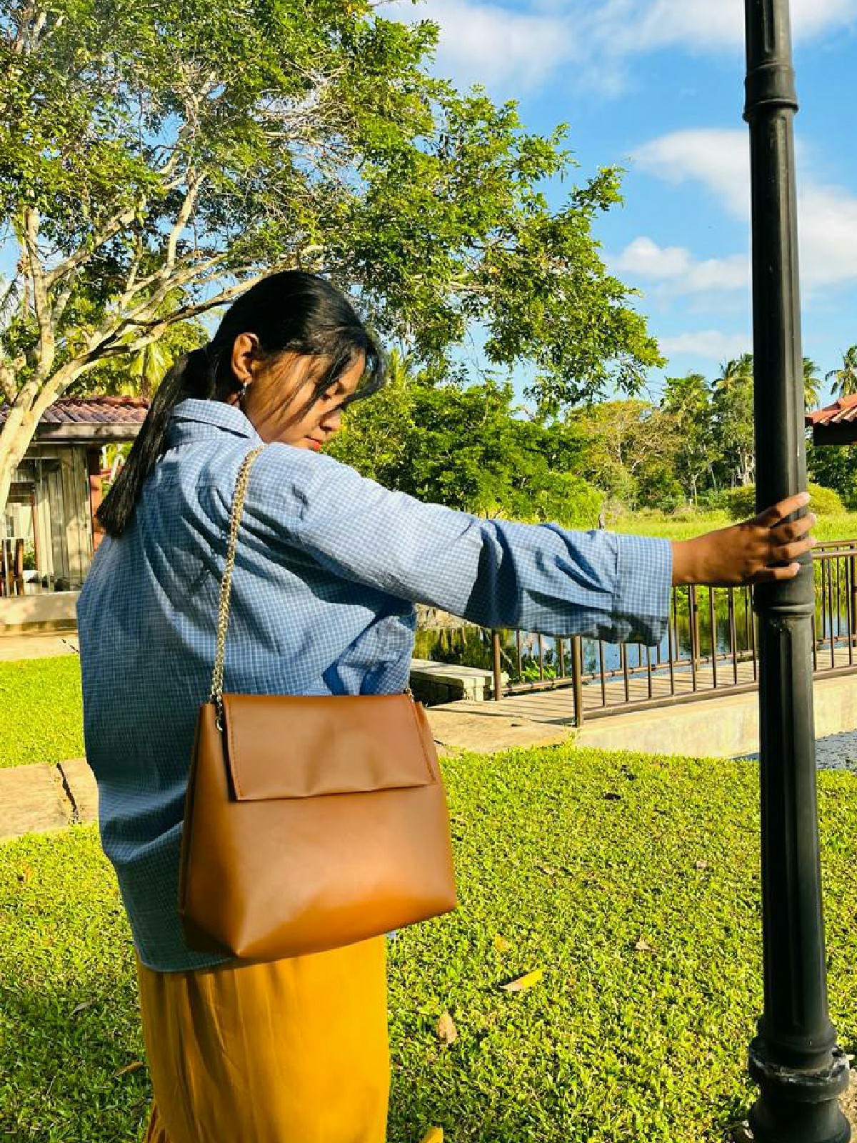 Hobo Style Chain Shoulder Bag Collection