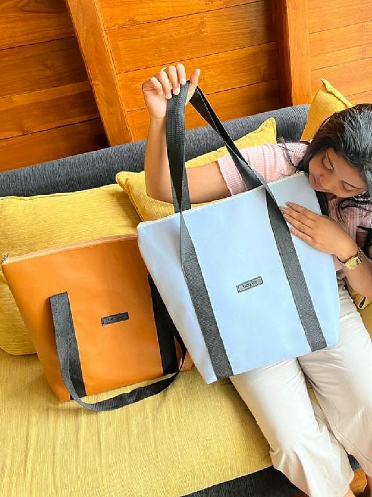 Amazing Large Duffel Bag With Nylon Strap (Bag With Pouch) Collection