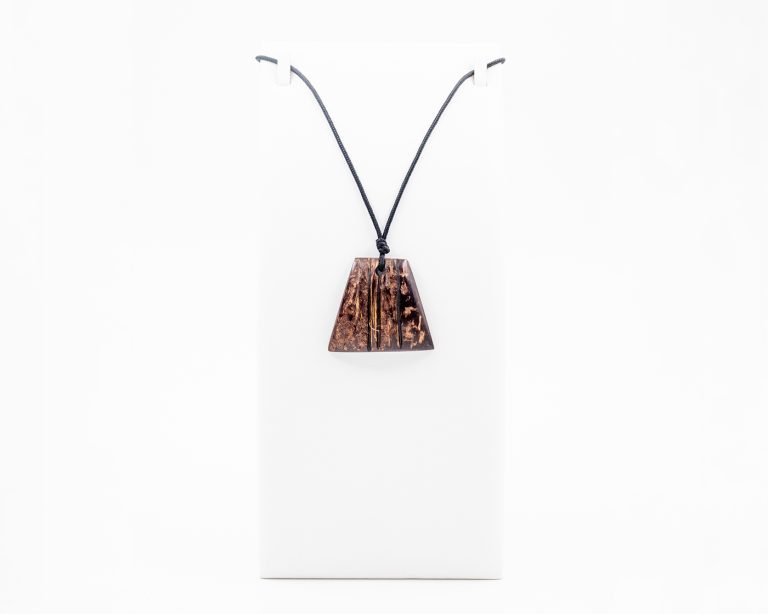 View Square shape necklace image
