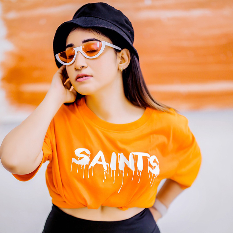 ORANGE T SHIRT