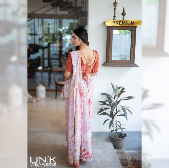 View Modern Handcrafted Batik Saree E1225 image